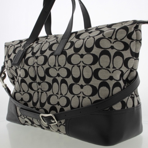 New COACH Signature Satchel/Crossbody - Picture 2 of 8